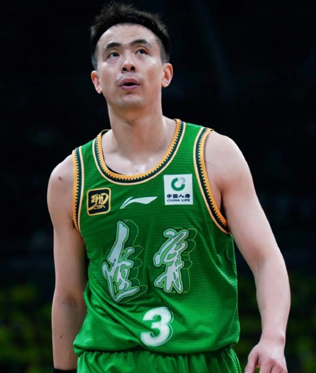 亿万28h5-赵继伟首秀24+7献制胜罚球！辽宁险胜新疆 莫兰德6+14威尔斯14分